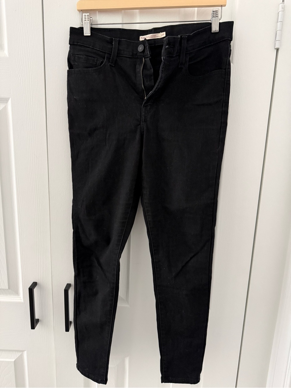 Levis Women's High-Rise Skinny Jeans